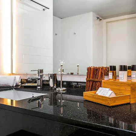 Urban District - Rambla & Pool 3*