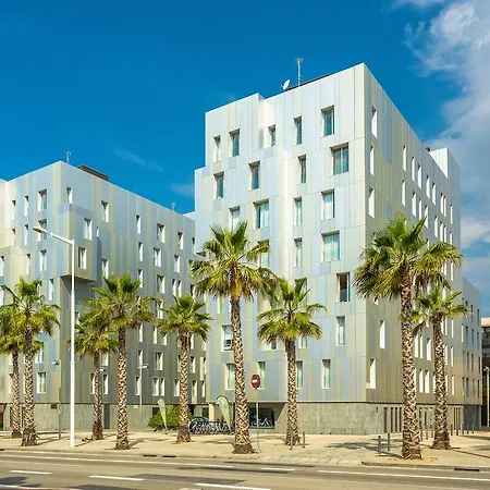 Urban District - Rambla & Pool 3*