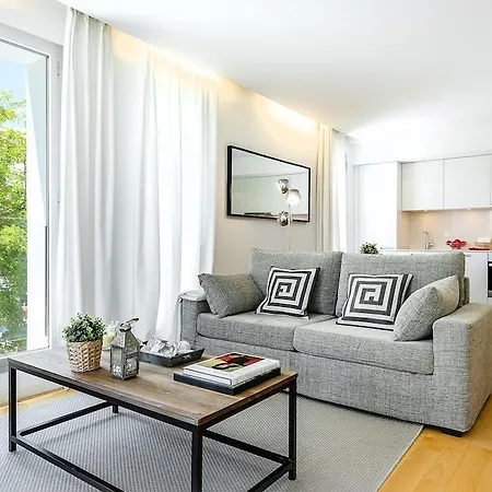 Apartamento Urban District - Rambla & Pool Barcelona